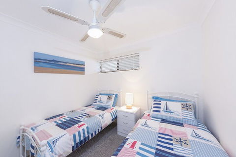Periwinkle Sawtell NSW - Hervey Bay Accommodation 2