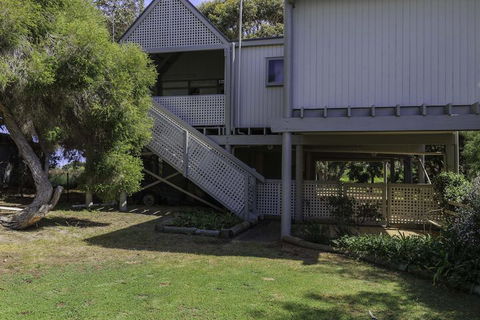 Tranquillity On Riverview 33 Riverview Drive - Tourism Hervey Bay 1