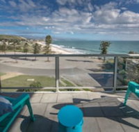 King of North Bay 103 Gold Coast Drive