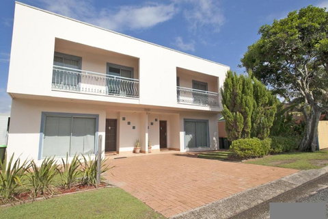 Nosie 2 Sawtell NSW - Hervey Bay Accommodation 3