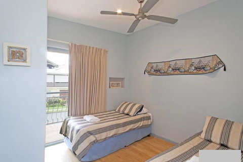 Nosie 2 Sawtell NSW - Hervey Bay Accommodation 1