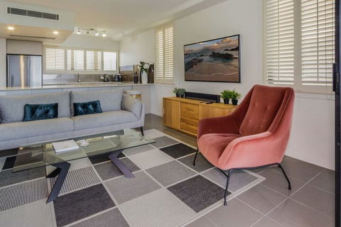 North Shore Towers - Tourism Hervey Bay 2