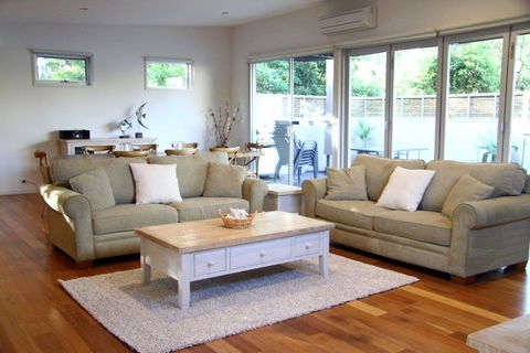 LA MER Centrally Located Free Wifi - Hervey Bay Accommodation 5