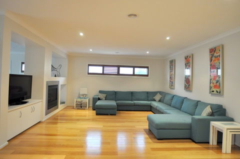 THE Haven Surf Side - Hervey Bay Accommodation 4