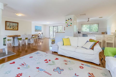 Salt Water Secret Surf Side - Hervey Bay Accommodation 7