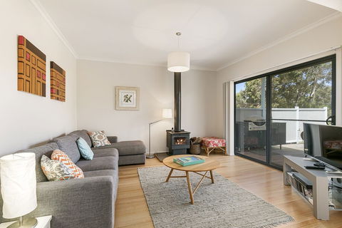 Veronica Lodge Free Wifi - Hervey Bay Accommodation 3