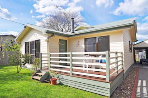 Aqua Escape On Anderson Free Wifi & Netflix PET Friendly - Hervey Bay Accommodation 0