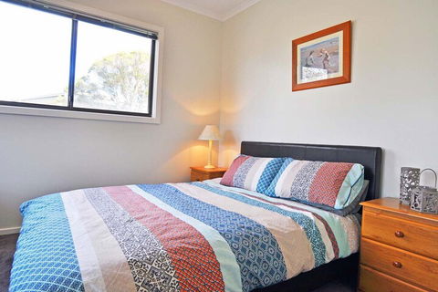 Aqua Escape On Anderson Free Wifi & Netflix PET Friendly - Hervey Bay Accommodation 4