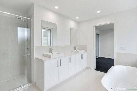 Phillip Island Townhouses - Hervey Bay Accommodation 7