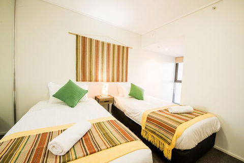 CBD African Charm, Story Bridge & River Views - Hervey Bay Accommodation 6