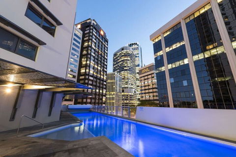 CBD African Charm, Story Bridge & River Views - Hervey Bay Accommodation 1