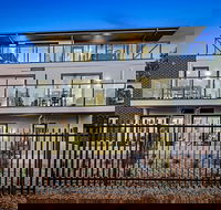 Manhattan Apartments - Notting Hill - Hervey Bay Accommodation