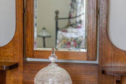 Sargeants & Armoury Cottages 1823 - Hervey Bay Accommodation 3