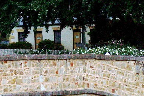 Sargeants & Armoury Cottages 1823 - Hervey Bay Accommodation 4