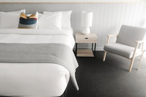 Eight Spence - Hervey Bay Accommodation 0