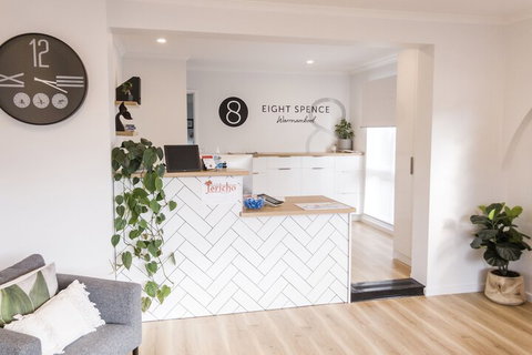 Eight Spence - Hervey Bay Accommodation 2