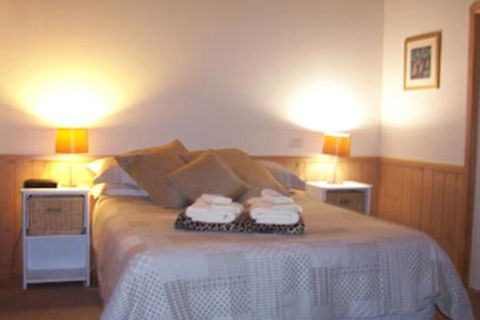 Yarraglen BnB - Hervey Bay Accommodation 6