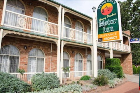 Hamilton's Henry Parkes Motor Inn, Parkes - Hervey Bay Accommodation 0