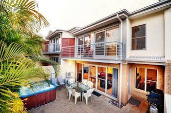 Coffs Beach Houses - Hervey Bay Accommodation 0