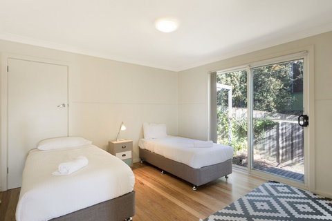 Surfside - Hervey Bay Accommodation 6