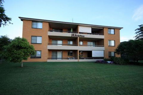 Akuna Unit 8 112 116 Little Street - Tourism Hervey Bay 2