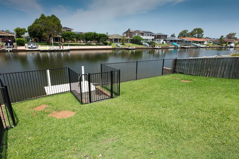 Lake House On Elouera - Hervey Bay Accommodation 0