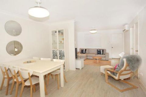 Unit 1 / 14 Tamarindus Street Marcoola Beach Pet Friendly 300 BOND Linen Supplied - Tourism Hervey Bay 2