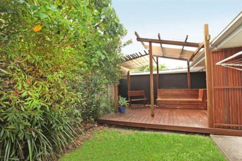 1 / 882 David Low Way Marcoola 500 Bond Linen Included Pet Friendly - Hervey Bay Accommodation 6