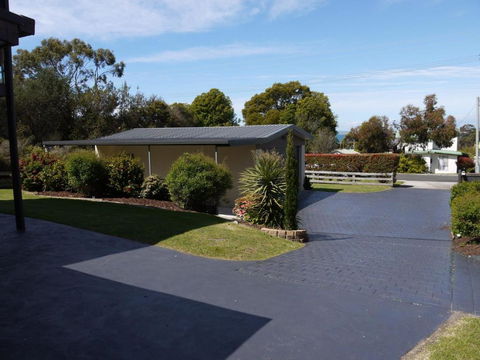 Luxury Near Old Pier Beach - Hervey Bay Accommodation 5