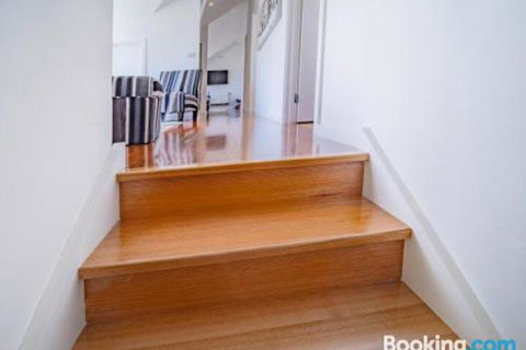 Bayview Loft - Tourism Hervey Bay 4