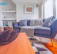 Bayview Loft - Hervey Bay Accommodation