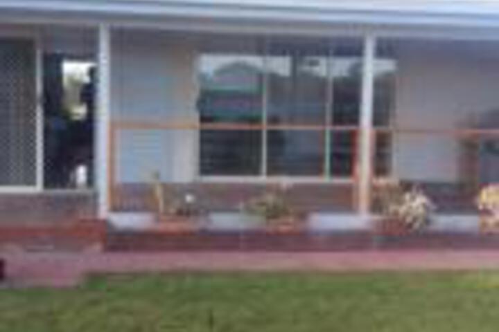 Eagle Point VIC Hervey Bay Accommodation