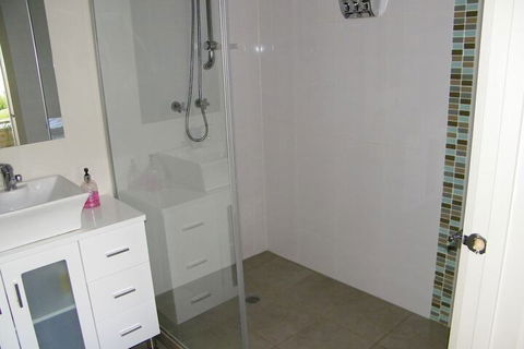 De'Vine Escape - Hervey Bay Accommodation 5