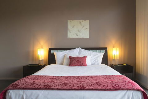 De'Vine Escape - Hervey Bay Accommodation 3