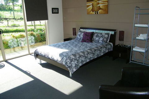 De'Vine Escape - Hervey Bay Accommodation 7