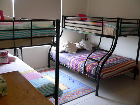 Lantauanan - Hervey Bay Accommodation 6