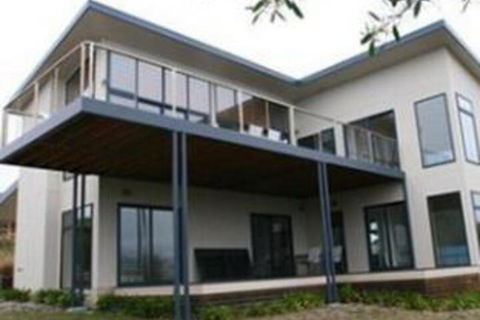 Villa Vista - Hervey Bay Accommodation 0