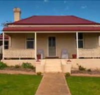 Charlie Bates Cottage - Hervey Bay Accommodation