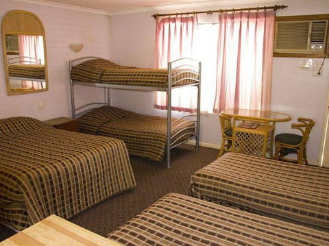 White Gum Motel - Hervey Bay Accommodation 5