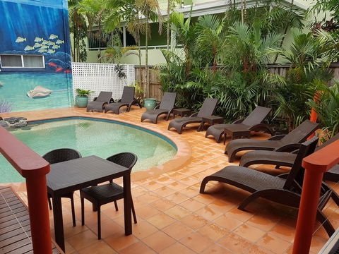 Port Douglas Motel - Hervey Bay Accommodation 6