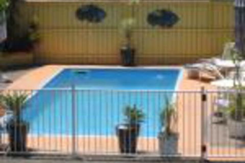 Twin Pines Motel - Hervey Bay Accommodation 0