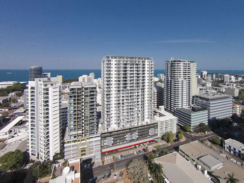 Oaks Darwin Elan Hotel - Hervey Bay Accommodation 0