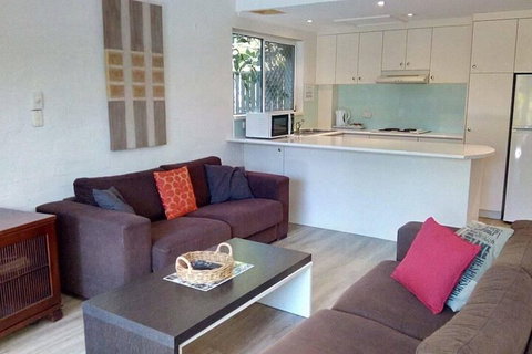 Le Court Villas - Hervey Bay Accommodation 7