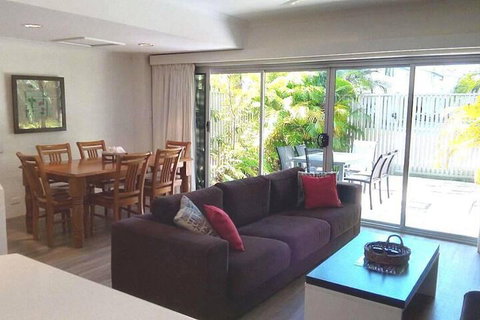 Le Court Villas - Hervey Bay Accommodation 5