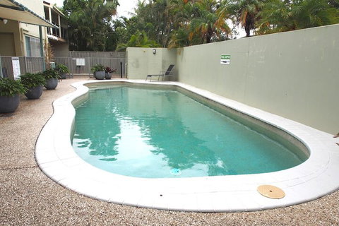 Le Court Villas - Hervey Bay Accommodation 2