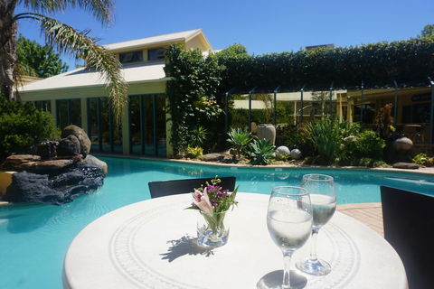 Madison Spa Motel - Adults Only - Hervey Bay Accommodation 5