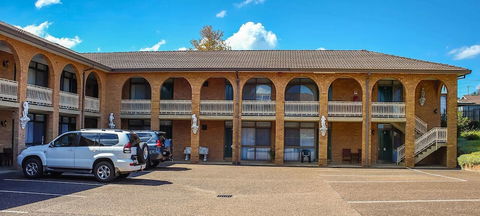 Cumberland Motor Inn - Hervey Bay Accommodation 3