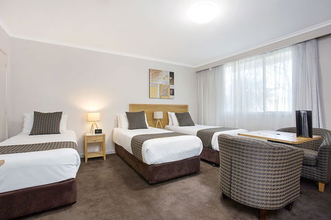 Mid City Warrnambool - Hervey Bay Accommodation 6