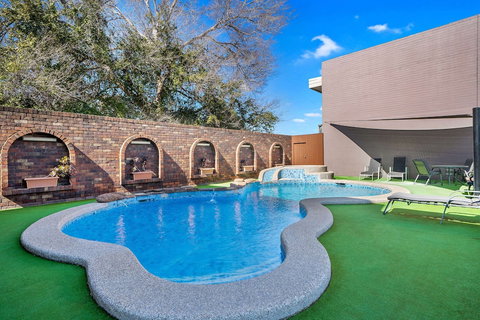 Quality Hotel Sherbourne Terrace - Hervey Bay Accommodation 2