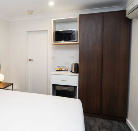 Littomore Bathurst - Hervey Bay Accommodation 3